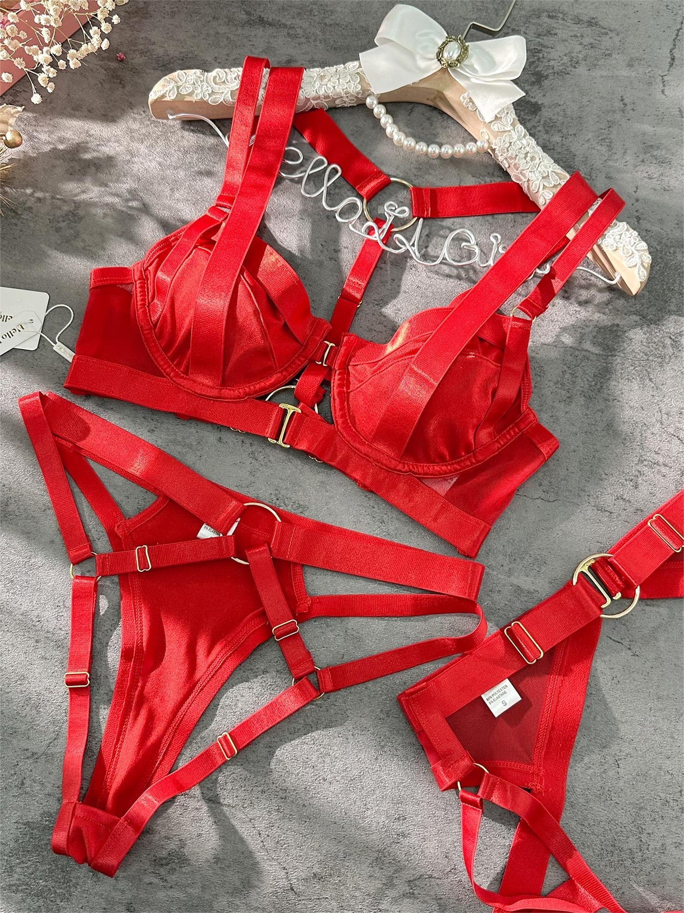 Red Sexy Elegant Lingerie Set