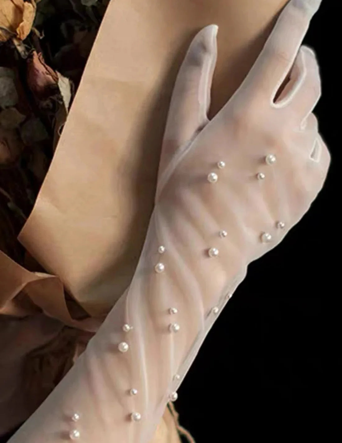 Pearl Detailed Tulle Gloves